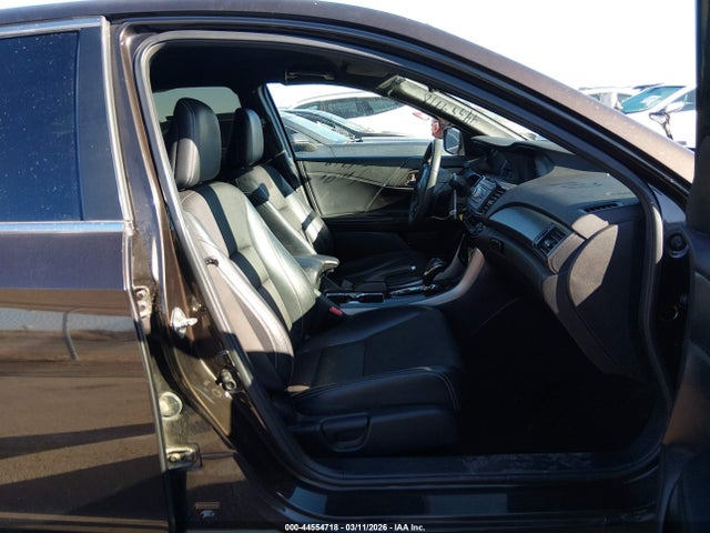 Продажа на аукционе авто 2017 Honda Accord Sport, vin: 1HGCR2F56HA244261, номер лота: 44554718