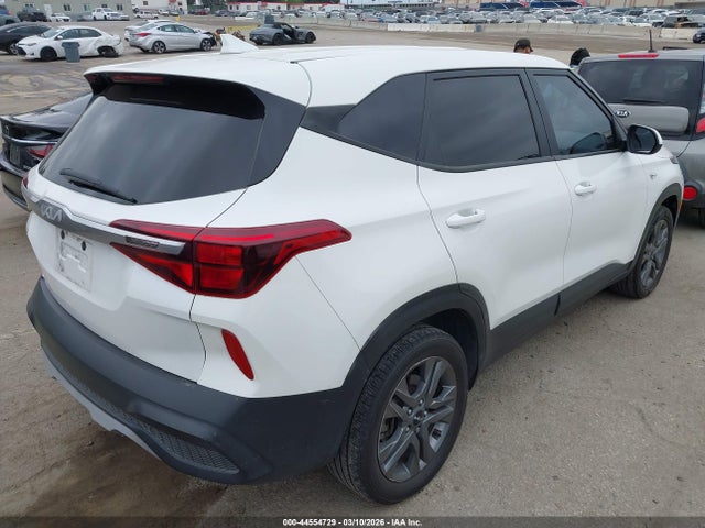 KIA Seltos Lx 2023 KNDEPCAA6P7427856 Image 4