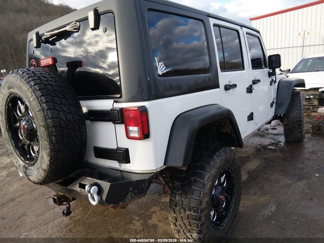 2016 JEEP WRANGLER UNLIMITED 1C4BJWDG6GL309948 Photo 3