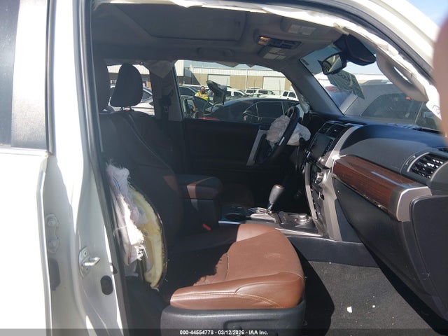 2020 Toyota 4runner Limited მანქანა იყიდება აუქციონზე, vin: JTEBU5JRXL5753688, აუქციონის ნომერი: 44554778