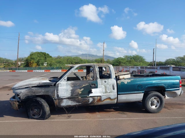 1998 Dodge Ram 2500 St მანქანა იყიდება აუქციონზე, vin: 3B7KC22Z4WG238901, აუქციონის ნომერი: 44554829