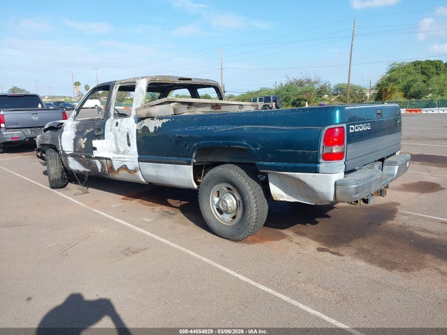 1998 Dodge Ram 2500 St მანქანა იყიდება აუქციონზე, vin: 3B7KC22Z4WG238901, აუქციონის ნომერი: 44554829