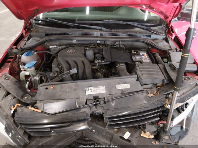 2013 Volkswagen Jetta 2.0l Base/2.0l S მანქანა იყიდება აუქციონზე, vin: 3VW2K7AJXDM311745, აუქციონის ნომერი: 44554830