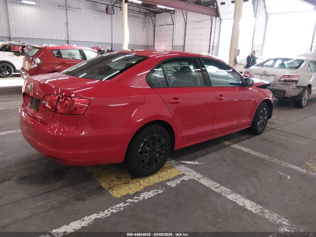 2013 Volkswagen Jetta 2.0l Base/2.0l S მანქანა იყიდება აუქციონზე, vin: 3VW2K7AJXDM311745, აუქციონის ნომერი: 44554830