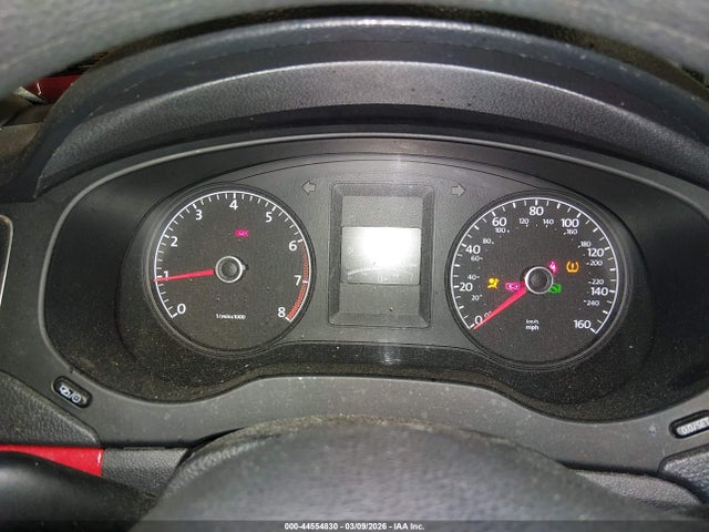 2013 Volkswagen Jetta 2.0l Base/2.0l S მანქანა იყიდება აუქციონზე, vin: 3VW2K7AJXDM311745, აუქციონის ნომერი: 44554830
