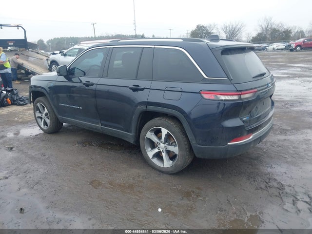 2023 JEEP GRAND CHEROKEE 4XE 1C4RJYB60P8784714 Photo 2