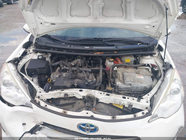 2014 TOYOTA PRIUS C JTDKDTB39E1566147 Photo 9