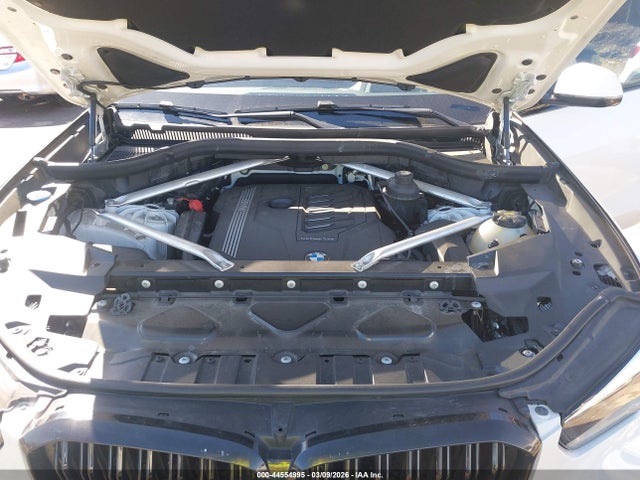 2019 BMW X5 5UXCR6C53KLL27117 Photo 9