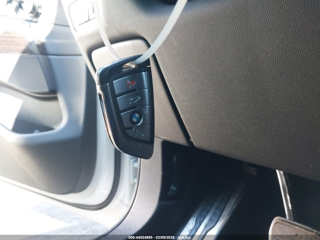 2019 BMW X5 5UXCR6C53KLL27117 Photo 10