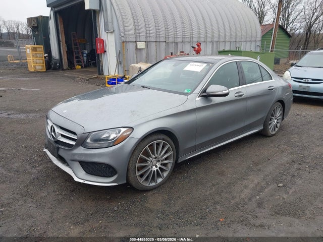2015 Mercedes-benz C 300 Sport 4matic მანქანა იყიდება აუქციონზე, vin: 55SWF4KB1FU022063, აუქციონის ნომერი: 44555025