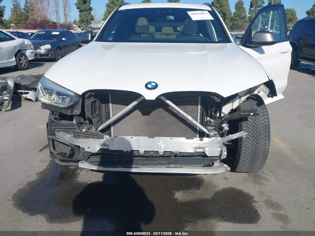 2018 BMW X3 5UXTS3C57J0Z02094 Photo 5