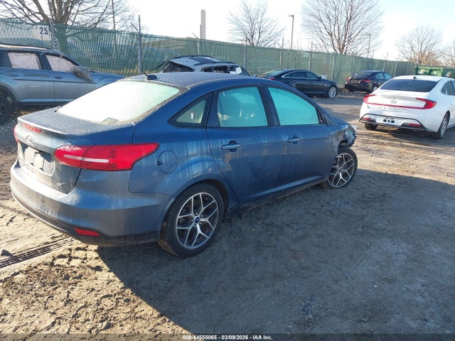 Ford FOCUS SEL 2018 1FADP3H29JL298185 Image 4