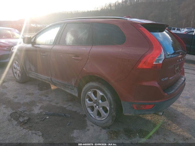 2013 VOLVO XC60 YV4940DL1D2389772 Photo 2