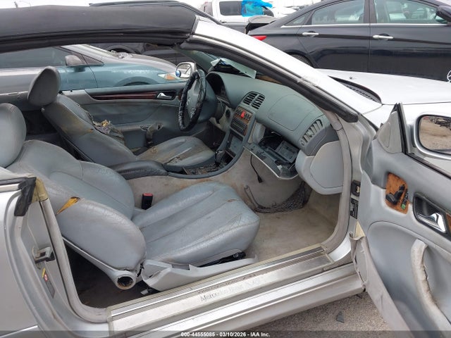 44555085 :رقم المزاد ، WDBLK70G01T087782 vin ، 2001 Mercedes-benz Clk 430 مزاد بيع