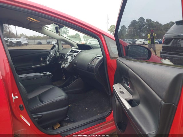2015 TOYOTA PRIUS V JTDZN3EU3FJ019067 Photo 4