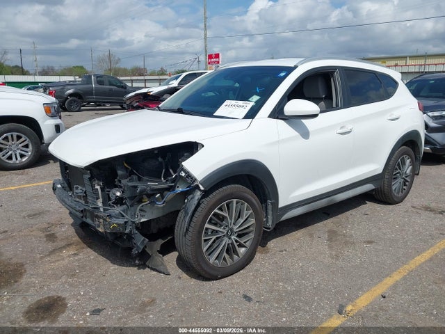 44555092 :رقم المزاد ، KM8J33AL4MU336296 vin ، 2021 Hyundai Tucson Sel مزاد بيع
