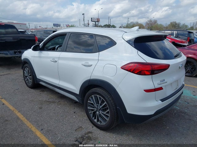 44555092 :رقم المزاد ، KM8J33AL4MU336296 vin ، 2021 Hyundai Tucson Sel مزاد بيع