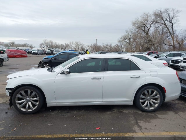 Chrysler 300 Limited 2019 2C3CCAEG2KH527962 Image 15