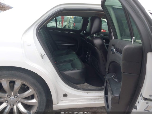 Chrysler 300 Limited 2019 2C3CCAEG2KH527962 Image 8