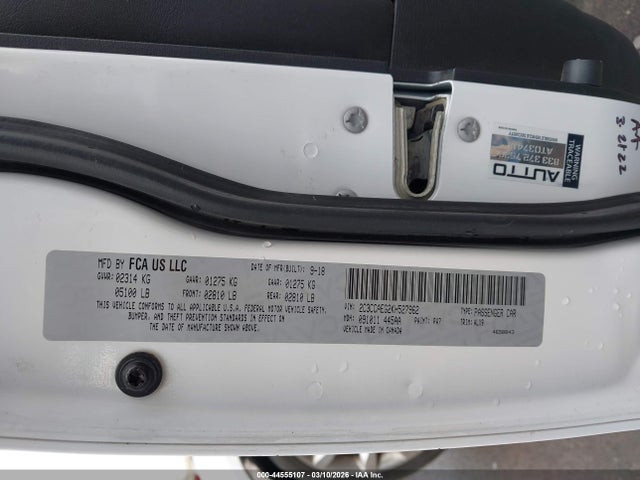 Chrysler 300 Limited 2019 2C3CCAEG2KH527962 Image 9