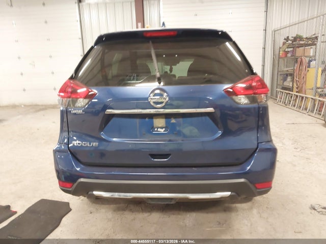 44555117 :رقم المزاد ، JN8AT2MT6LW011098 vin ، 2020 Nissan Rogue S Fwd مزاد بيع