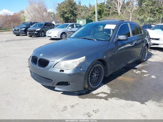 44555156 :رقم المزاد ، WBANU53589C118725 vin ، 2009 Bmw 528i مزاد بيع