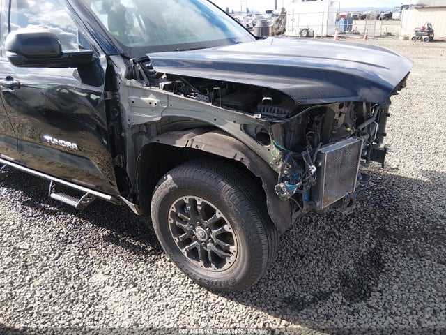 5TFLA5EC0NX007605 Toyota Tundra Sr5