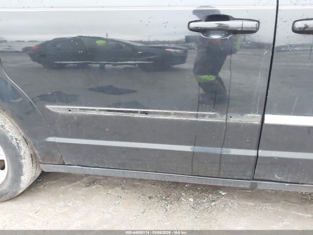 Продаж на аукціоні авто 2011 Chrysler Town & Country Touring, vin: 2A4RR5DG4BR674866, номер лоту: 44555174