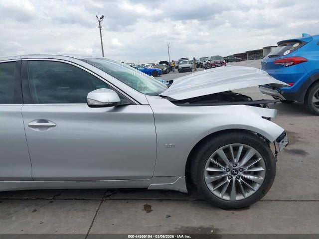 Продажа на аукционе авто 2018 Infiniti Q50 3.0t Luxe, vin: JN1EV7AP0JM354450, номер лота: 44555194
