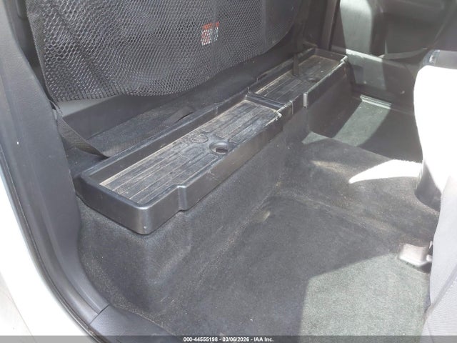 5TFRX5GN8HX084315 Toyota Tacoma Sr