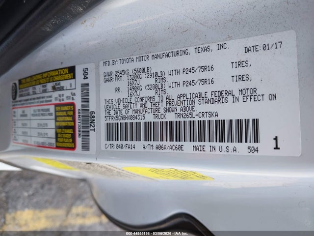 5TFRX5GN8HX084315 Toyota Tacoma Sr