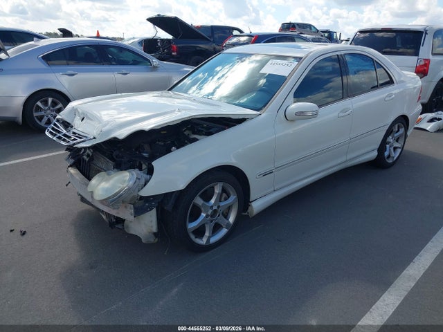 44555252 :رقم المزاد ، WDBRF52HX7F902246 vin ، 2007 Mercedes-benz C 230 Sport مزاد بيع