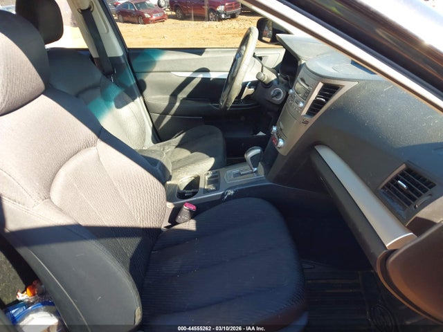 Продажа на аукционе авто 2011 Subaru Outback 2.5i Premium, vin: 4S4BRBCC4B3318555, номер лота: 44555262
