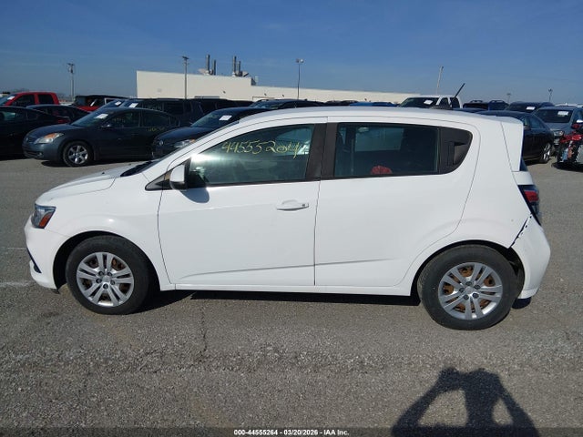 1G1JG6SB2K4142646 Chevrolet Sonic Lt Auto