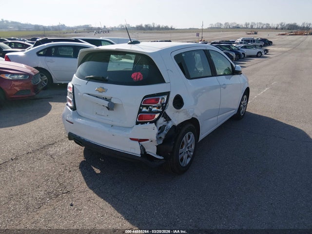 1G1JG6SB2K4142646 Chevrolet Sonic Lt Auto