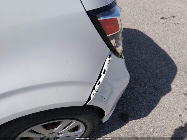 1G1JG6SB2K4142646 Chevrolet Sonic Lt Auto