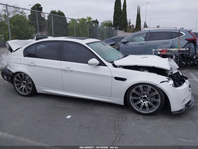 2011 Bmw M3 მანქანა იყიდება აუქციონზე, vin: WBSPM9C59BE203496, აუქციონის ნომერი: 44555271