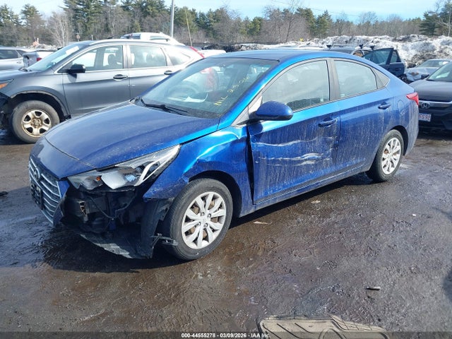 Hyundai ACCENT SE 2019 3KPC24A30KE070261 Image 2
