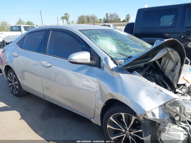 2017 Toyota Corolla Se მანქანა იყიდება აუქციონზე, vin: 5YFBURHE6HP700138, აუქციონის ნომერი: 44555285