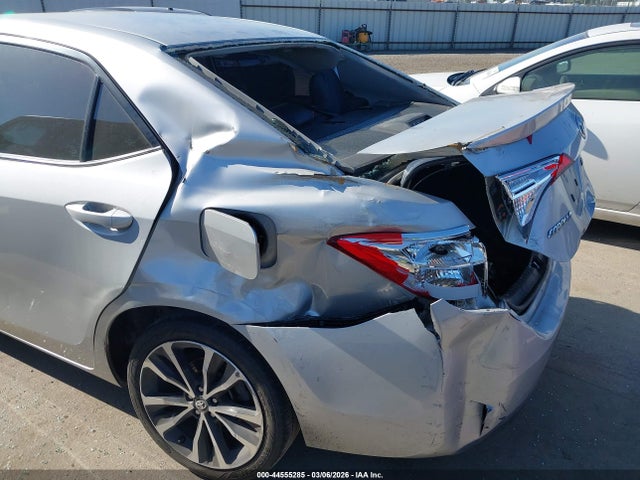 2017 Toyota Corolla Se მანქანა იყიდება აუქციონზე, vin: 5YFBURHE6HP700138, აუქციონის ნომერი: 44555285