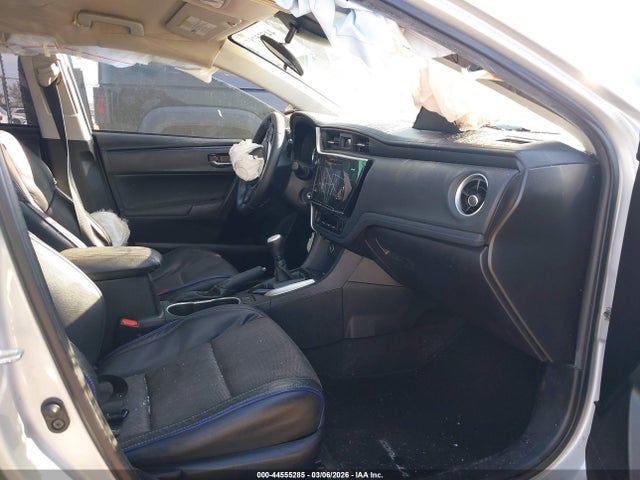 2017 Toyota Corolla Se მანქანა იყიდება აუქციონზე, vin: 5YFBURHE6HP700138, აუქციონის ნომერი: 44555285