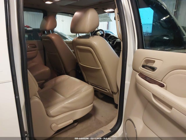 2009 CADILLAC ESCALADE ESV 1GYFK26259R294037 Photo 7