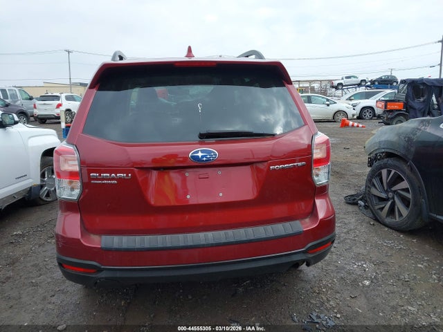 44555305 :رقم المزاد ، JF2SJAEC2JH477208 vin ، 2018 Subaru Forester 2.5i Premium مزاد بيع