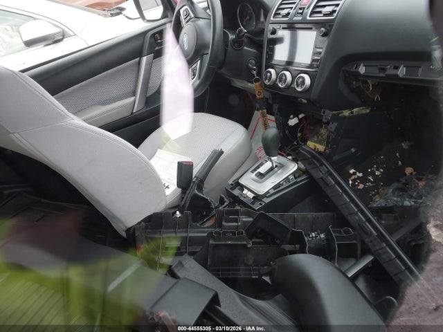 44555305 :رقم المزاد ، JF2SJAEC2JH477208 vin ، 2018 Subaru Forester 2.5i Premium مزاد بيع