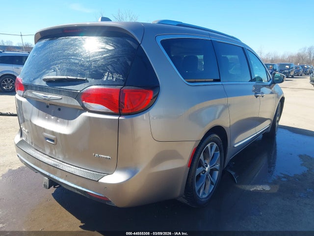 44555308 :رقم المزاد ، 2C4RC1GG2HR762867 vin ، 2017 Chrysler Pacifica Limited مزاد بيع