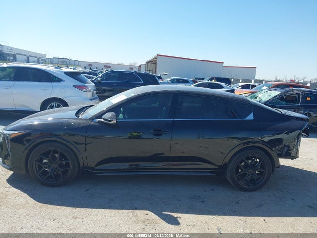 44555314 :رقم المزاد ، 3KPFW4DE2SE197642 vin ، 2025 Kia K4 Gt-line مزاد بيع