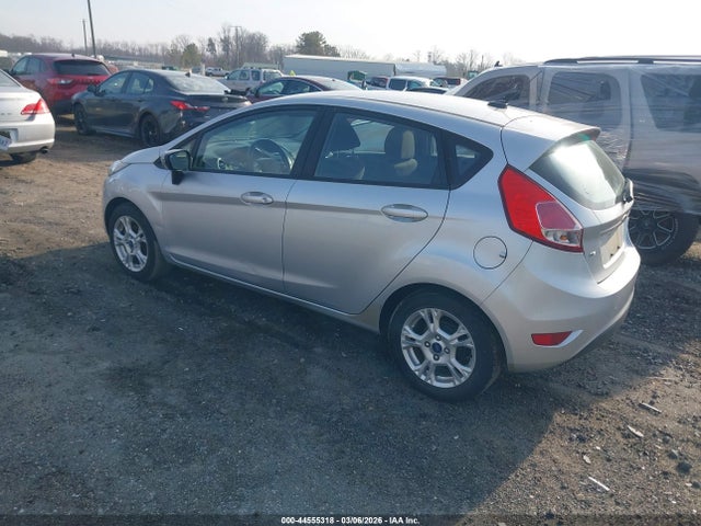 Ford FIESTA SE 2014 3FADP4EJXEM195265 Image 3