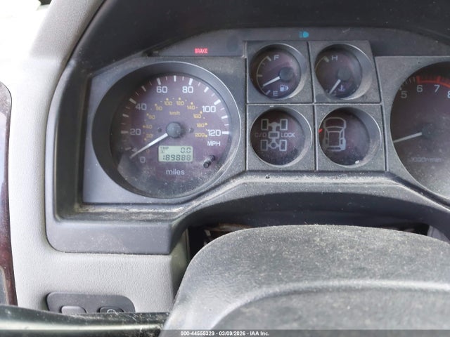 2001 MITSUBISHI MONTERO JA4MW51RX1J014018 Photo 6