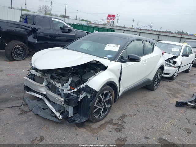 2019 TOYOTA C-HR JTNKHMBX5K1025567 Photo 1