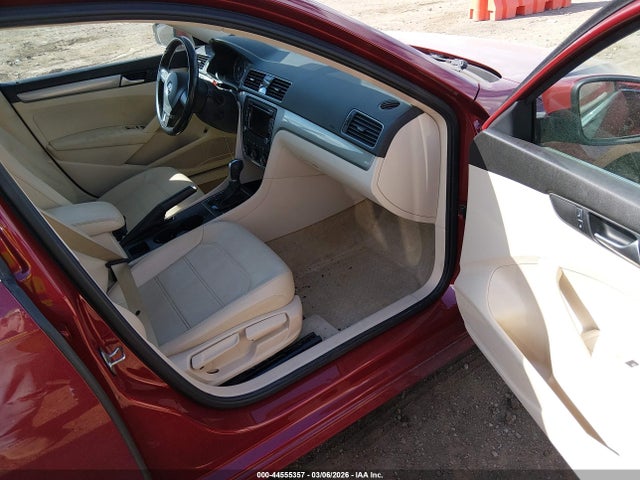 Продаж на аукціоні авто 2015 Volkswagen Passat 1.8t Limited Edition, vin: 1VWAT7A30FC121287, номер лоту: 44555357